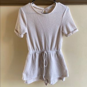 Cream romper